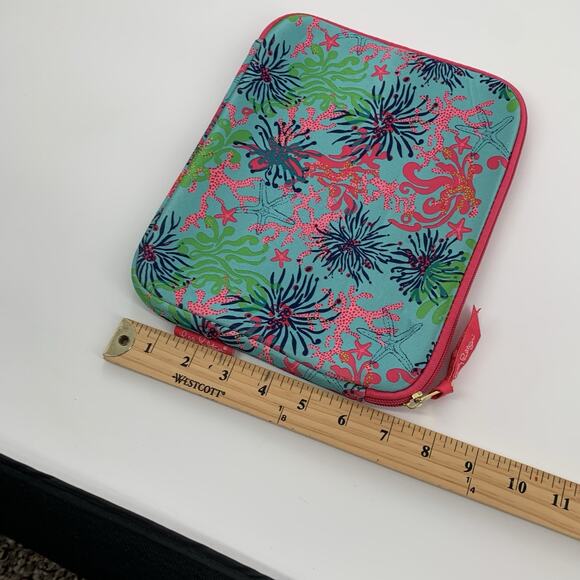 Lily Pulitzer Neoprene iPad/Netbook Sleeve Dirty Shirley Blue Coral Tablet Pouch - Picture 4 of 6